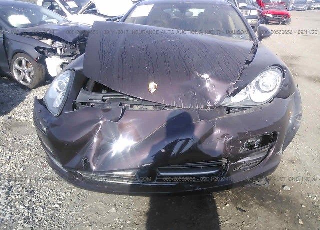 Porsche Panamera 4