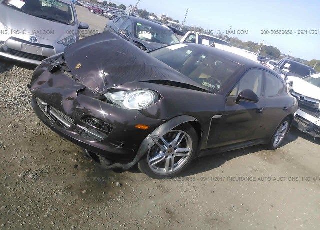 Porsche Panamera 4