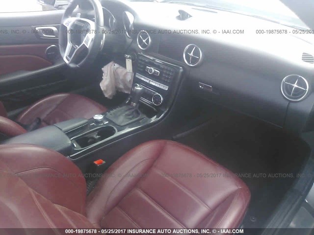 MERCEDES-BENZ SLK 550 AMG